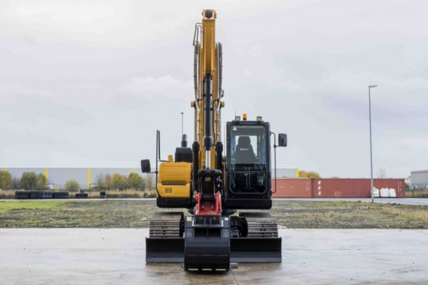 PELLE SANY SY135C PRO CABINE